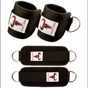 Weightlifting Ankle Strap D-Ring padded Straps